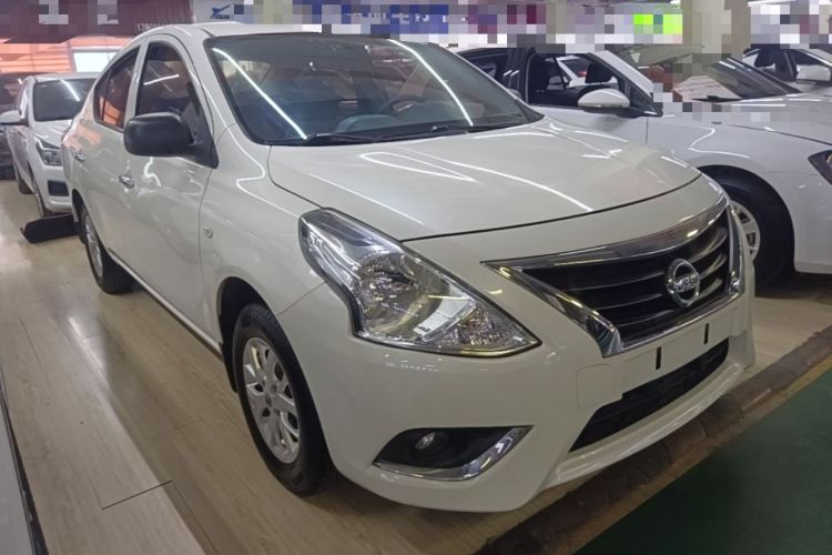 Used Nissan Sunny 2016 1.5XE CVT Leading Edition Front Right 45 Deg