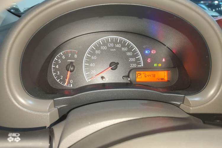 Used Nissan Sunny 2016 1.5XE CVT Leading Edition Instrument Cluster