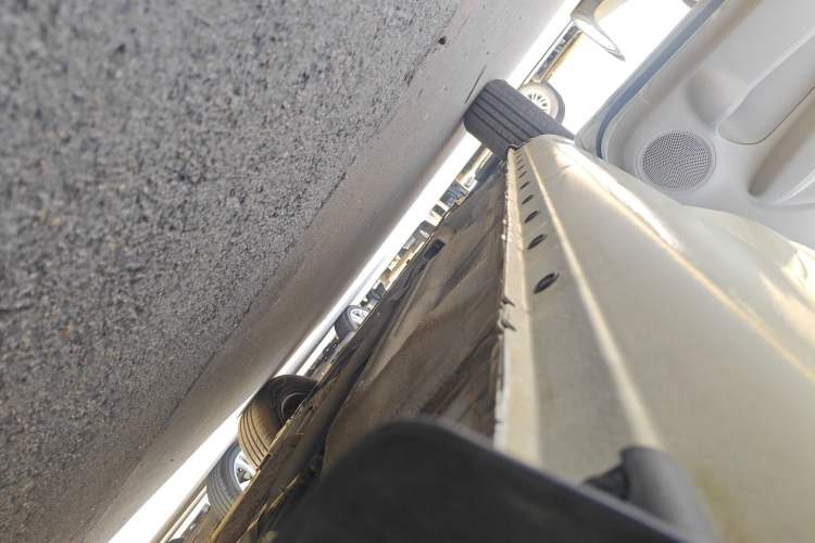 Used Nissan Sunny 2016 1.5XE CVT Leading Edition Left Side Sill