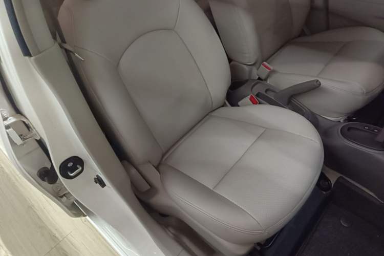 Used Nissan Sunny 2016 1.5XE CVT Leading Edition Right Front Seat