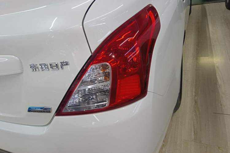 Used Nissan Sunny 2016 1.5XE CVT Leading Edition Right Rear Taillight