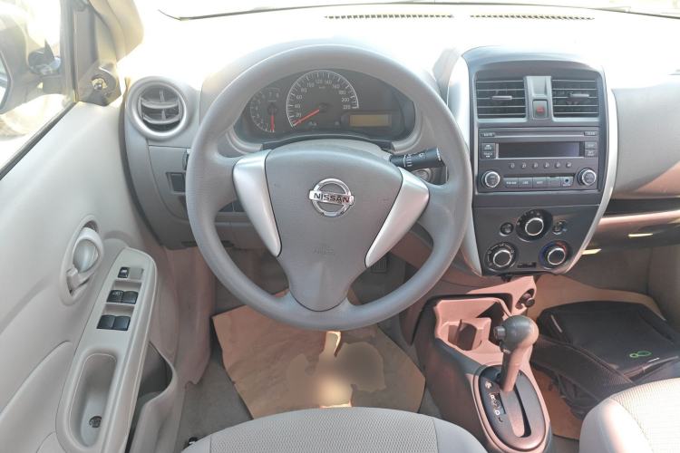 Used Nissan Sunny 2016 1.5XE CVT Leading Edition Steering Wheel