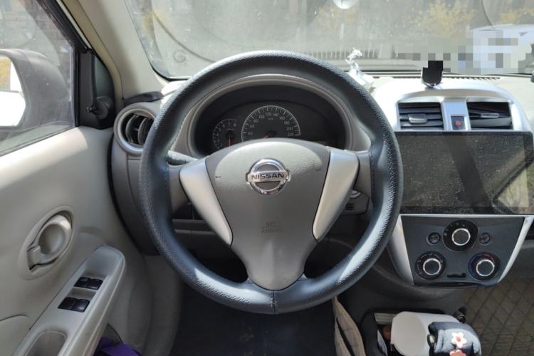 Used Nissan Sunny 2016 1.5XE CVT Leading Edition Steering Wheel