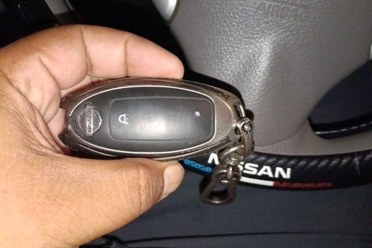 Used Nissan Sunny 2016 1.5XE CVT Leading Edition Vehicle Key
