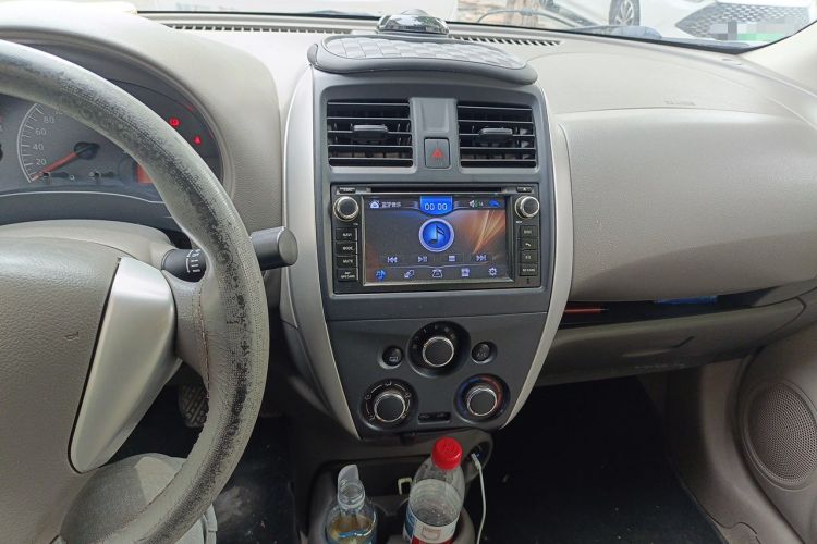 Used Nissan Sunny 2016 1.5XE Manual Leading Edition Audio And AC Panel