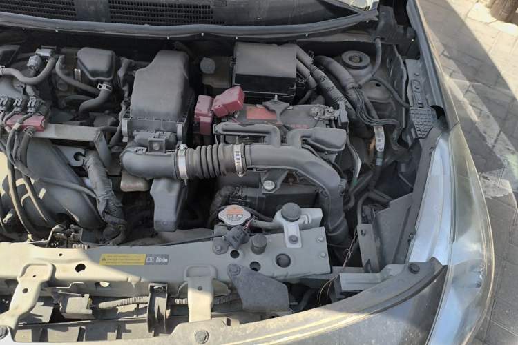 Used Nissan Sunny 2016 1.5XE Manual Leading Edition Engine Bay Left