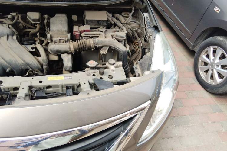 Used Nissan Sunny 2016 1.5XE Manual Leading Edition Engine Bay Left