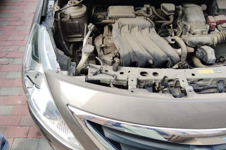 Used Nissan Sunny 2016 1.5XE Manual Leading Edition Engine Bay Right