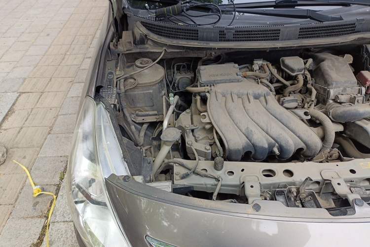 Used Nissan Sunny 2016 1.5XE Manual Leading Edition Engine Bay Right