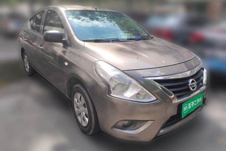 Used Nissan Sunny 2016 1.5XE Manual Leading Edition Front Right 45 Deg