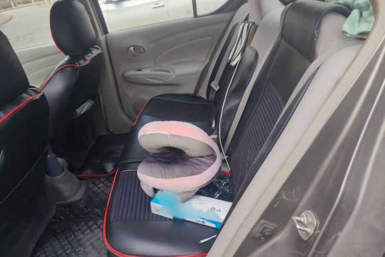 Used Nissan Sunny 2016 1.5XE Manual Leading Edition Interior 4