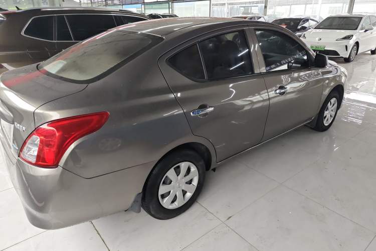 Used Nissan Sunny 2016 1.5XE CVT Leading Edition Rear Right 45 Deg