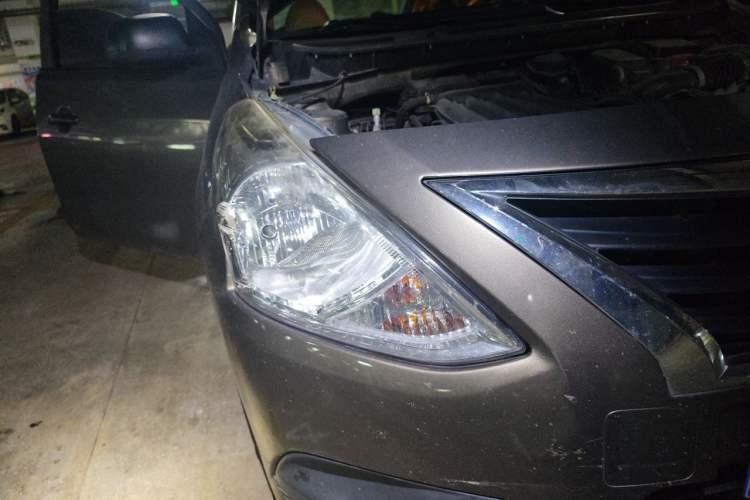 Used Nissan Sunny 2016 1.5XE Manual Leading Edition Right Front Headlight