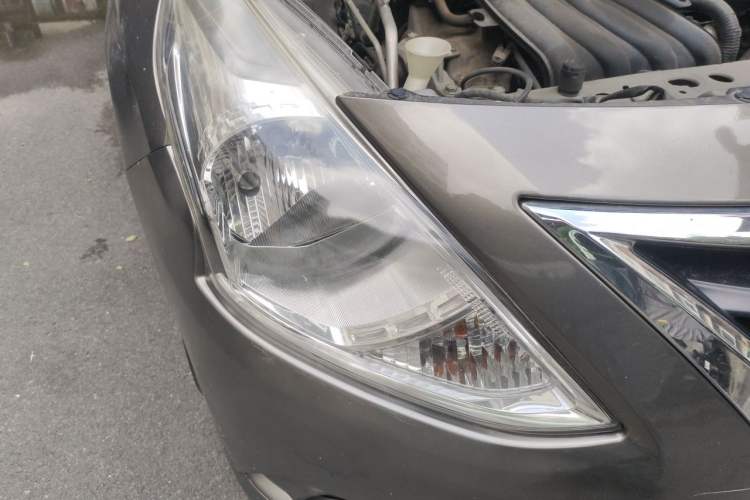Used Nissan Sunny 2016 1.5XE Manual Leading Edition Right Front Headlight