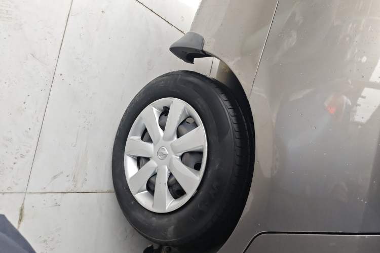 Used Nissan Sunny 2016 1.5XE CVT Leading Edition Right Rear Wheel Hub