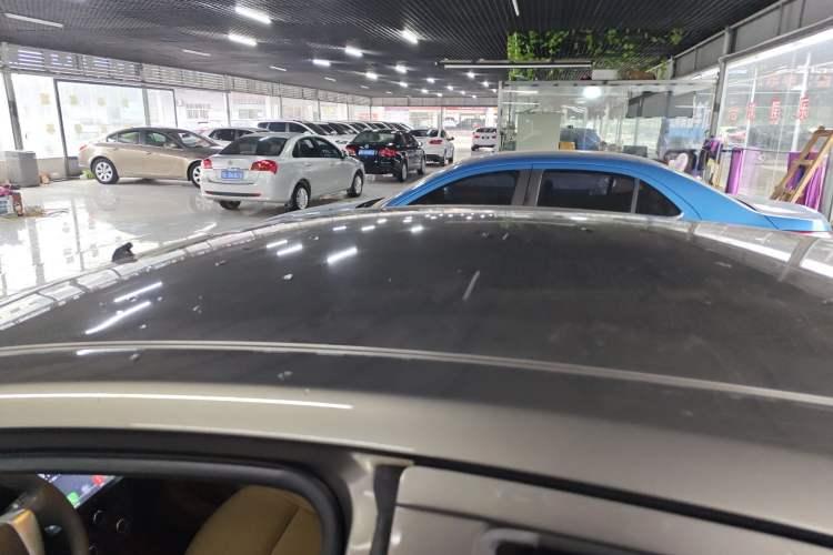 Used Nissan Sunny 2016 1.5XE CVT Leading Edition Roof