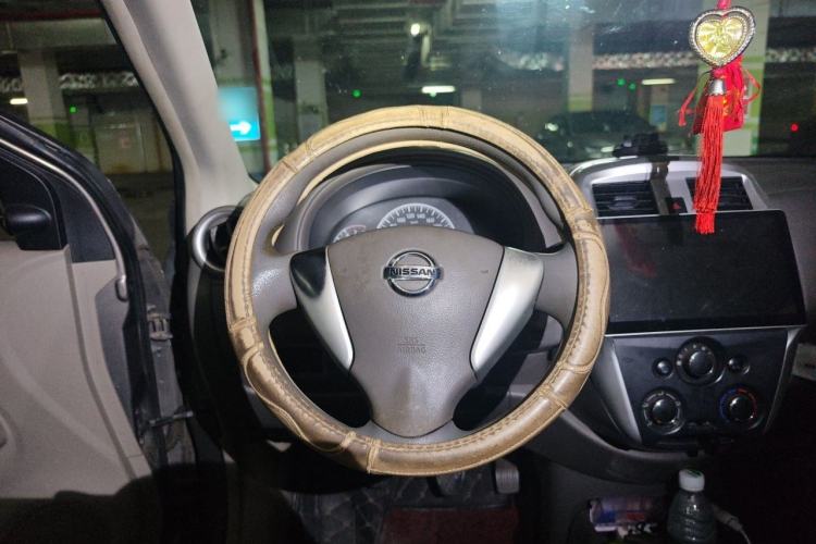 Used Nissan Sunny 2016 1.5XE Manual Leading Edition Steering Wheel