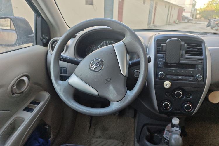 Used Nissan Sunny 2016 1.5XE Manual Leading Edition Steering Wheel