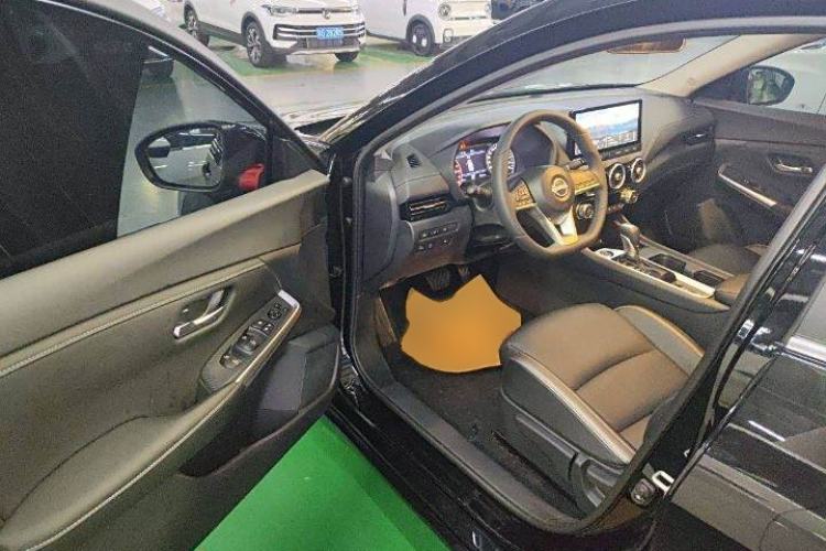 Used Nissan Sylphy 2023 Revised 1.6L CVT Enjoyment Edition Interior 2
