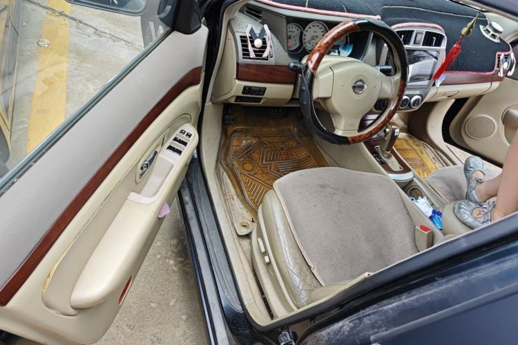 Used Nissan Sylphy 2006 2.0 XL Sunroof Edition Driver Seat