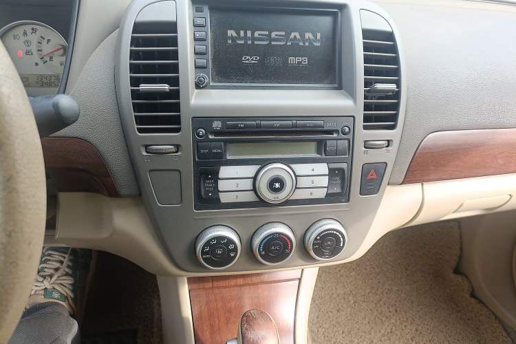 Used Nissan Sylphy 2007 2.0 XE Comfort Edition Audio And AC Panel