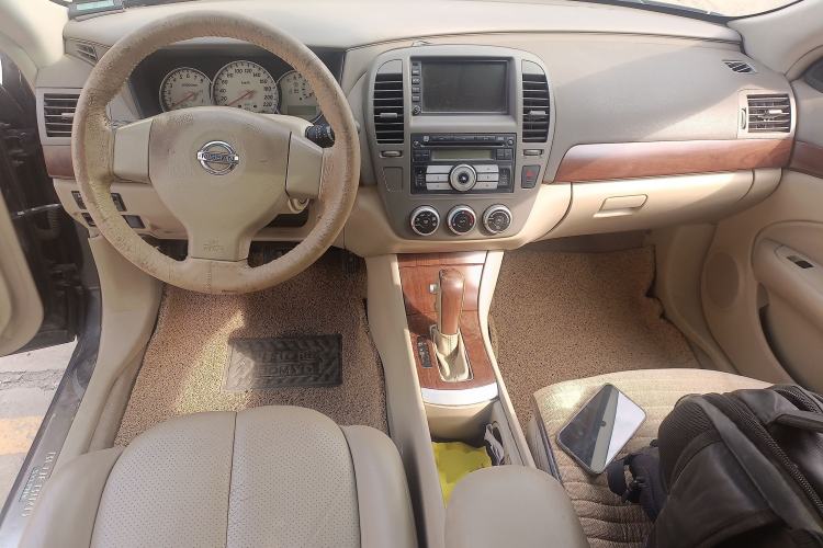 Used Nissan Sylphy 2007 2.0 XE Comfort Edition Center Console