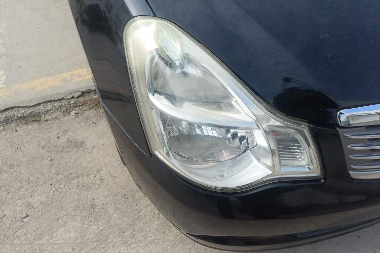 Used Nissan Sylphy 2007 2.0 XE Comfort Edition Right Front Headlight