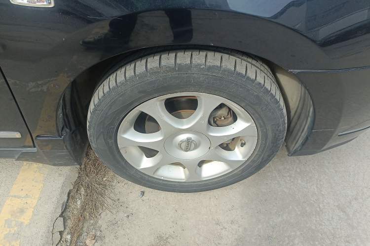 Used Nissan Sylphy 2007 2.0 XE Comfort Edition Right Front Wheel Hub