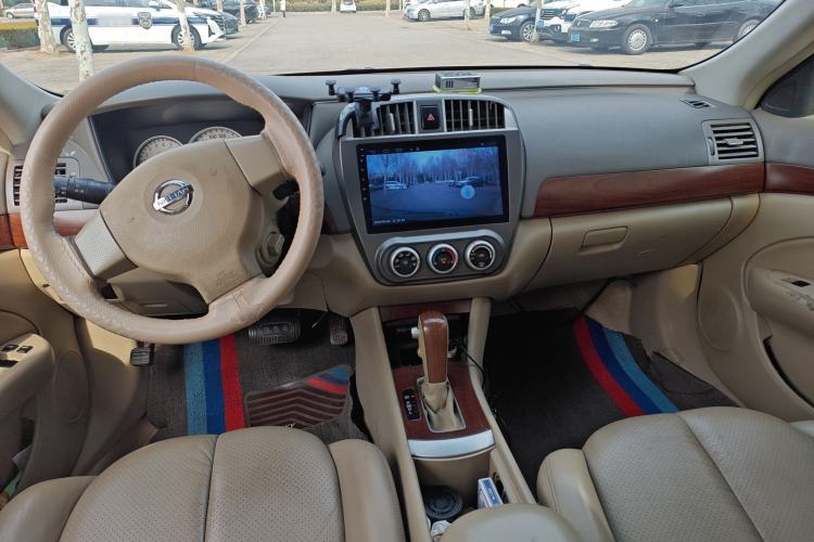 Used Nissan Sylphy 2007 2.0 XL Sunroof Version Center Console