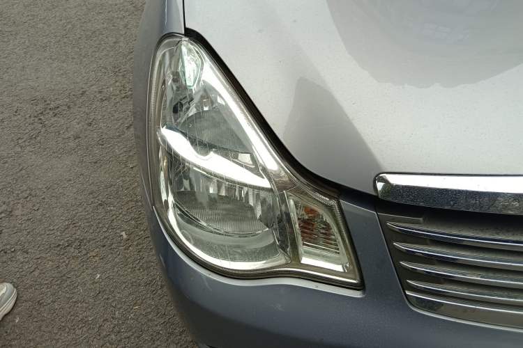 Used Nissan Sylphy 2007 1.6 XE Comfort Edition Right Front Headlight
