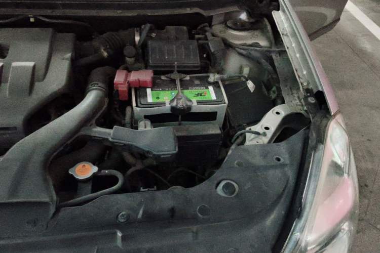 Used Nissan Sylphy 2007 1.6 XE Luxury Edition Engine Bay Left