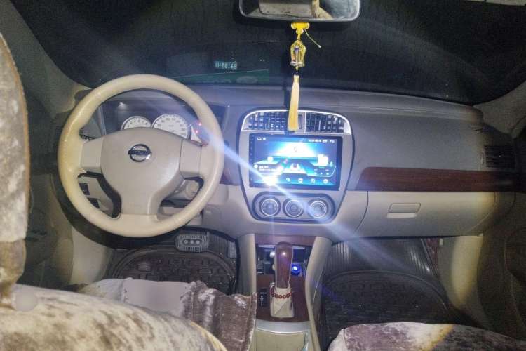 Used Nissan Sylphy 2008 1.6XL Luxury Edition Center Console