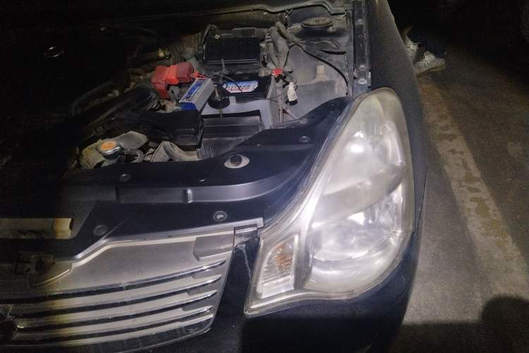 Used Nissan Sylphy 2008 1.6XL Luxury Edition Engine Bay Left