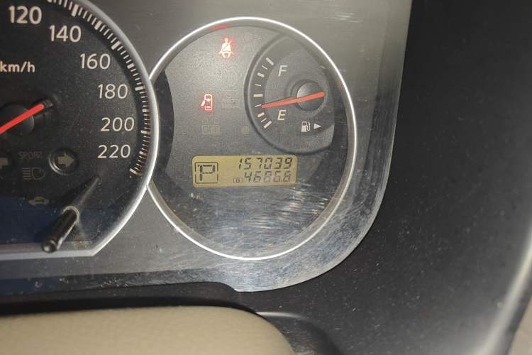 Used Nissan Sylphy 2008 1.6XE Comfort Edition Odometer Close Up