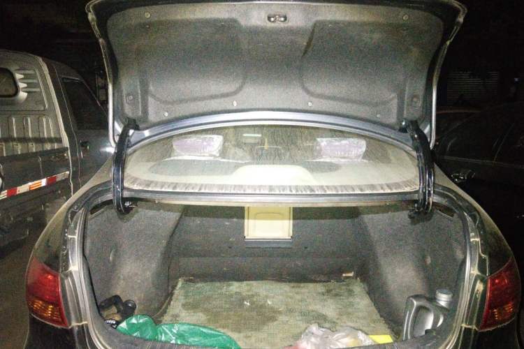 Used Nissan Sylphy 2008 1.6XL Luxury Edition Trunk