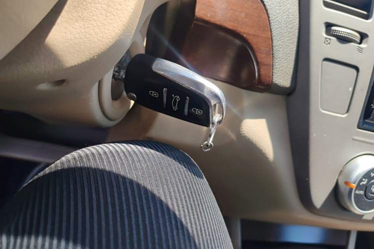 Used Nissan Sylphy 2008 1.6XE Comfort Edition Vehicle Key