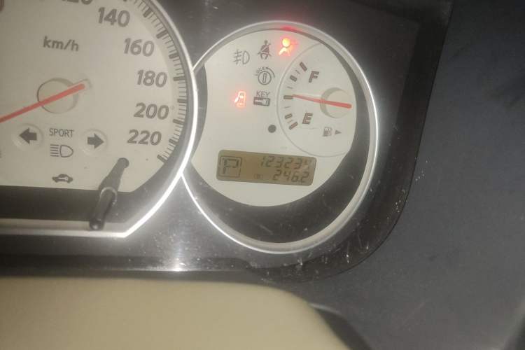 Used Nissan Sylphy 2008 2.0XL Luxury Edition Odometer Close Up