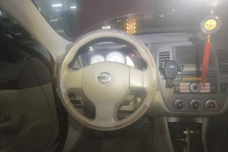 Used Nissan Sylphy 2008 2.0XL Luxury Edition Steering Wheel