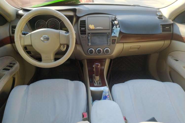 Used Nissan Sylphy 2008 1.6XE Comfort Edition Center Console