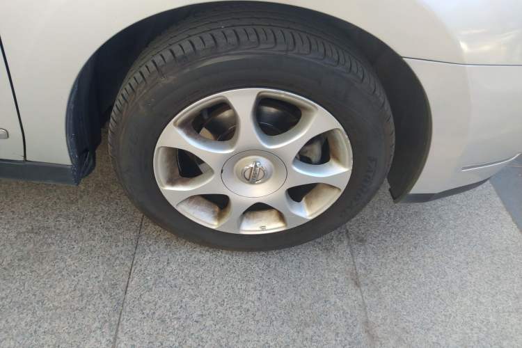 Used Nissan Sylphy 2008 1.6XE Comfort Edition Right Front Wheel Hub