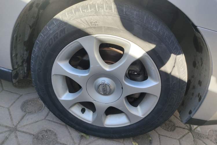 Used Nissan Sylphy 2008 2.0XL Luxury Edition Right Front Wheel Hub
