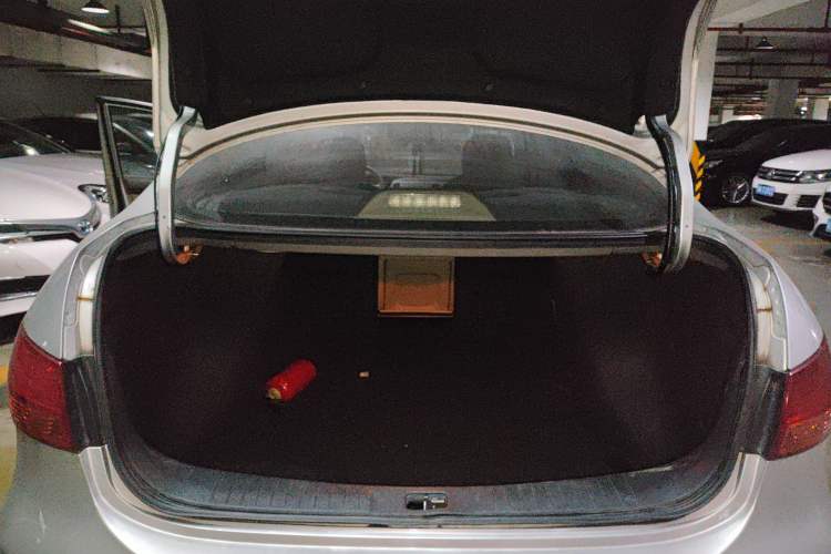 Used Nissan Sylphy 2008 2.0XE Comfort Edition Trunk