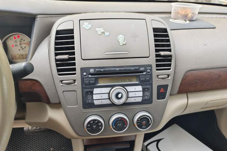 Used Nissan Sylphy 2008 2.0XL Luxury Edition Audio And AC Panel