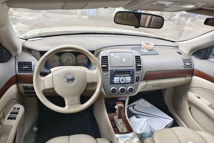 Used Nissan Sylphy 2008 2.0XL Luxury Edition Center Console