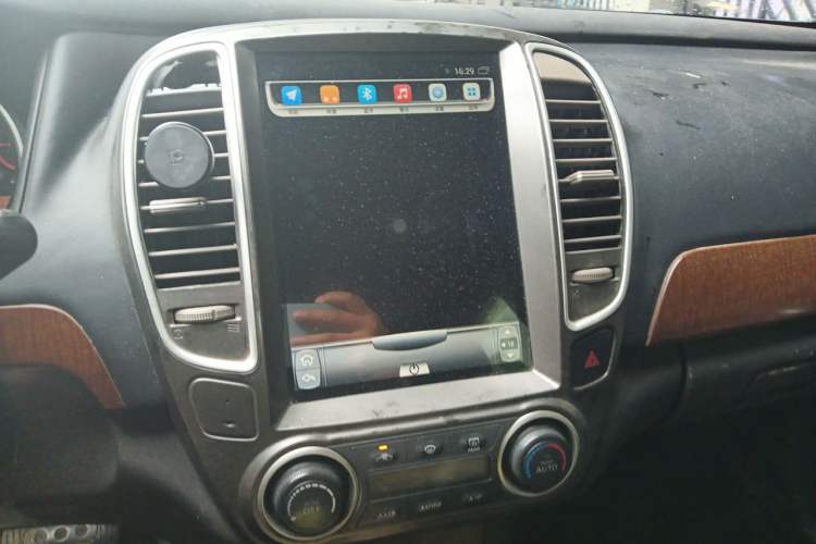 Used Nissan Sylphy 2009 1.6XL Automatic Luxury Sunroof Edition Audio And AC Panel