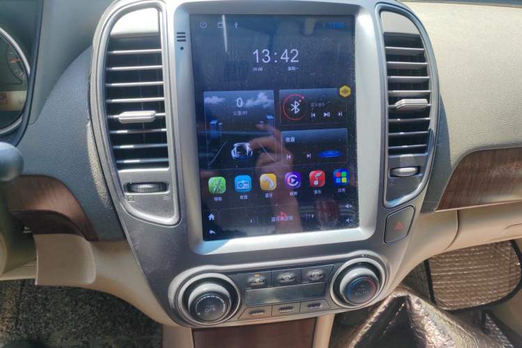 Used Nissan Sylphy 2009 1.6XL Automatic Luxury Sunroof Edition Audio And AC Panel