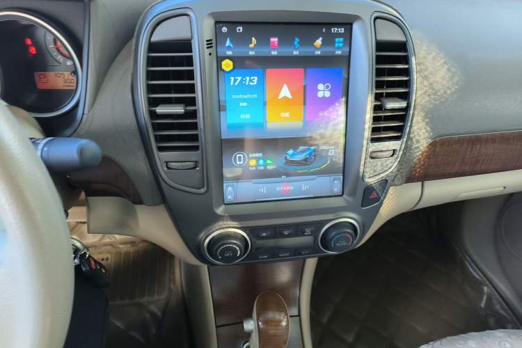 Used Nissan Sylphy 2009 1.6XE Automatic Comfort Edition Audio And AC Panel