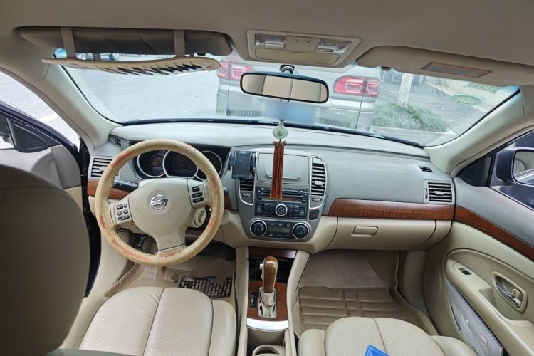 Used Nissan Sylphy 2009 2.0XL CVT Luxury Edition Center Console