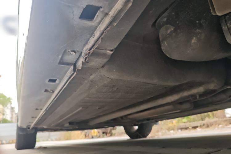 Used Nissan Sylphy 2009 1.6XE Manual Comfort Edition Chassis Rear Left