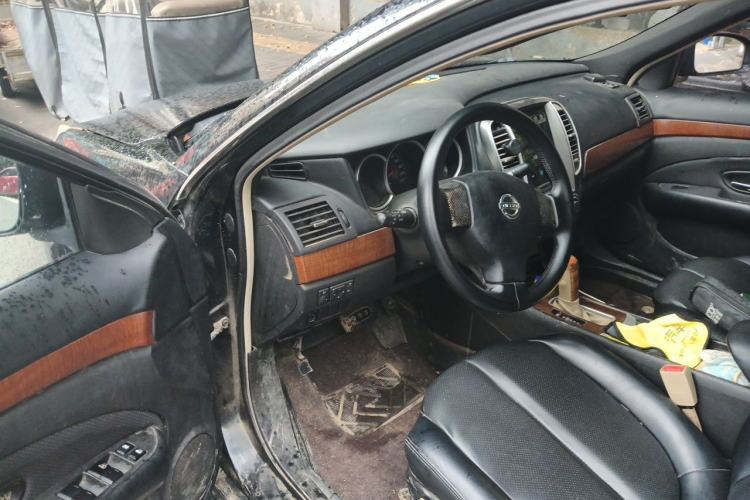 Used Nissan Sylphy 2009 1.6XL Automatic Luxury Sunroof Edition Driver Seat